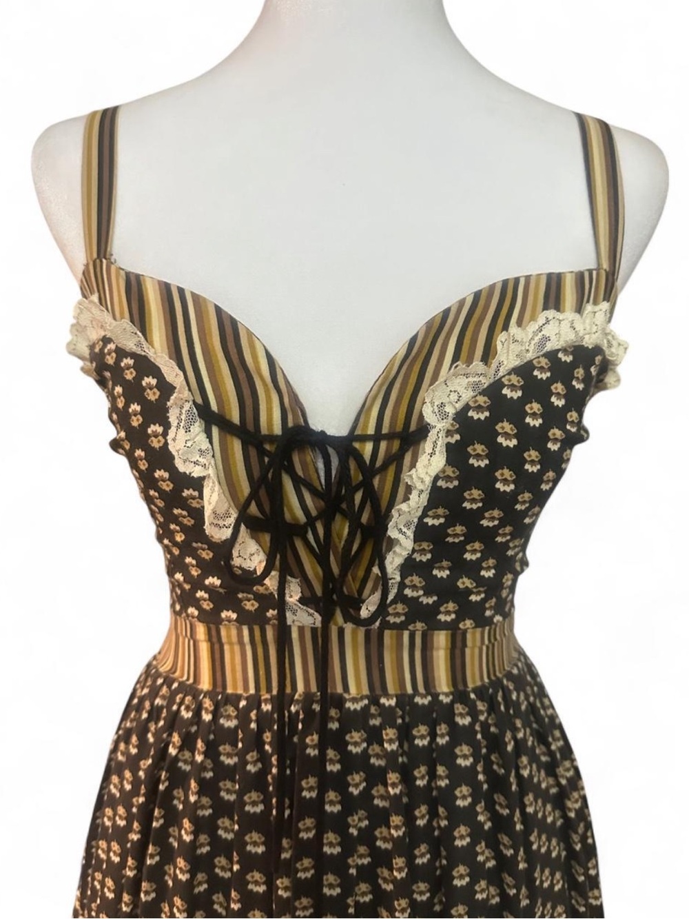 Gunne Sax calico and stripes lace trimmed midi - Picture 2 of 7